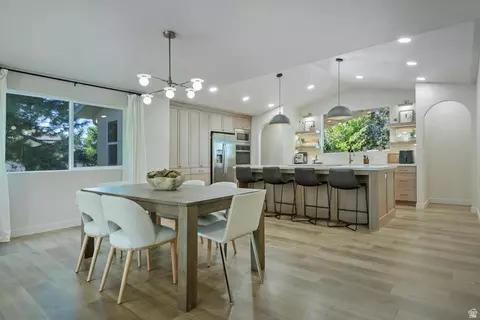 Dining - 9652 S 2720 E, Sandy, UT 84092 photo 2 of 5