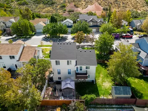 View/Area - 459 E Steep Mountain Dr, Draper, UT 84020 photo 6 of 12