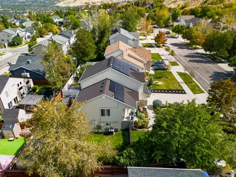 View/Area - 459 E Steep Mountain Dr, Draper, UT 84020 photo 8 of 12