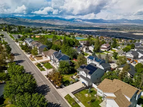 View/Area - 459 E Steep Mountain Dr, Draper, UT 84020 photo 11 of 12