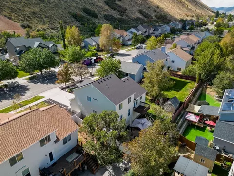 View/Area - 459 E Steep Mountain Dr, Draper, UT 84020 photo 5 of 12