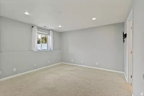 Bedroom - 459 E Steep Mountain Dr, Draper, UT 84020 photo 3 of 4