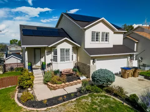 Exterior - 459 E Steep Mountain Dr, Draper, UT 84020 photo 4 of 4