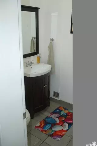 Bath - 419 E 27th St, Ogden, UT 84401 photo 1 of 2