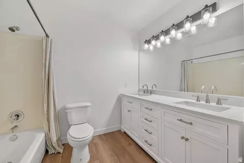 Bath - 834 Greenridge Ave, Payson, UT 84651 photo 2 of 3