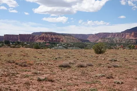 275 E 630 North St N, Torrey, UT 84775 photo 13