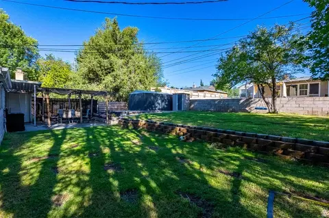 Exterior - 975 E 560 N, Provo, UT 84606 photo 7 of 7