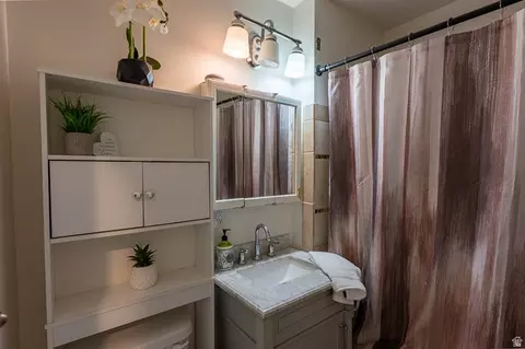 Bath - 975 E 560 N, Provo, UT 84606 photo 1 of 1
