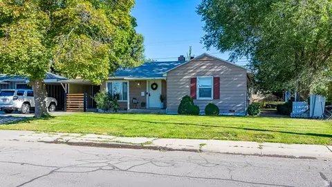 Exterior - 975 E 560 N, Provo, UT 84606 photo 2 of 7