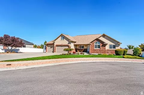 4838 W Cherry Laurel Ln S, West Jordan, UT 84081