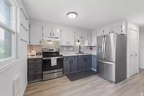 Kitchen - 1565 E 775 S #14, Ogden, UT 84404 photo 2 of 3