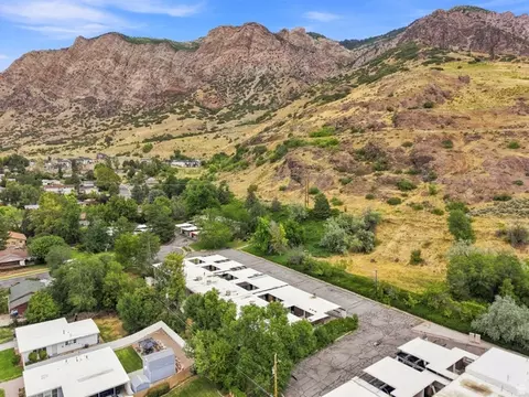 View/Area - 1565 E 775 S #14, Ogden, UT 84404 photo 3 of 4