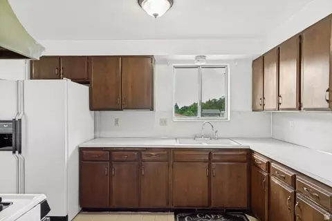 Kitchen - 1167 S Carterville Rd, Orem, UT 84097 photo 2 of 3