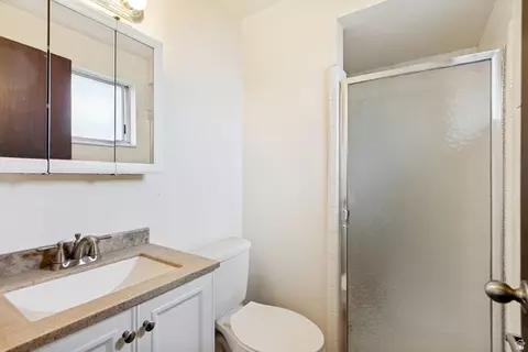 Bath - 1167 S Carterville Rd, Orem, UT 84097 photo 3 of 3