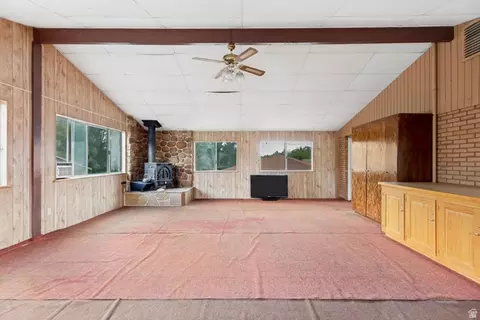 Living - 1167 S Carterville Rd, Orem, UT 84097 photo 5 of 7