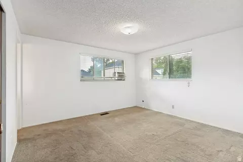 Bedroom - 1167 S Carterville Rd, Orem, UT 84097 photo 3 of 4