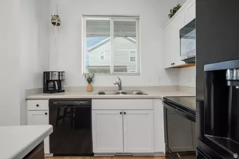Kitchen - 1724 N 1260 E, Payson, UT 84651 photo 2 of 2