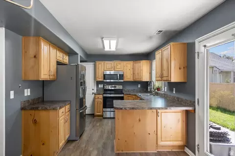 Kitchen - 735 E Cahoon St, Ogden, UT 84401 photo 6 of 6