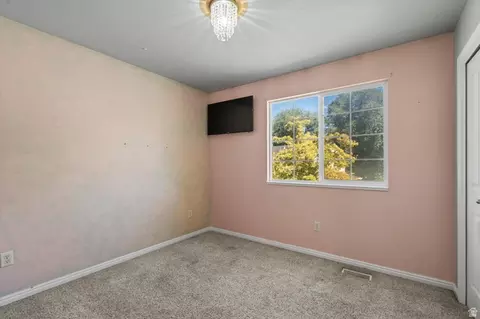 Bedroom - 735 E Cahoon St, Ogden, UT 84401 photo 4 of 6