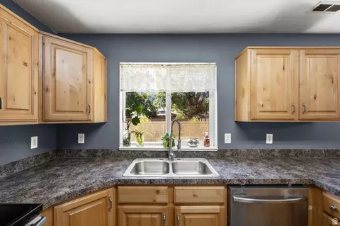 Kitchen - 735 E Cahoon St, Ogden, UT 84401 photo 1 of 6