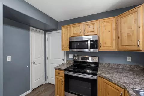 Kitchen - 735 E Cahoon St, Ogden, UT 84401 photo 3 of 6