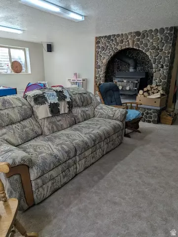 Living - 1040 W Mill Rd, Ferron, UT 84523 photo 6 of 8