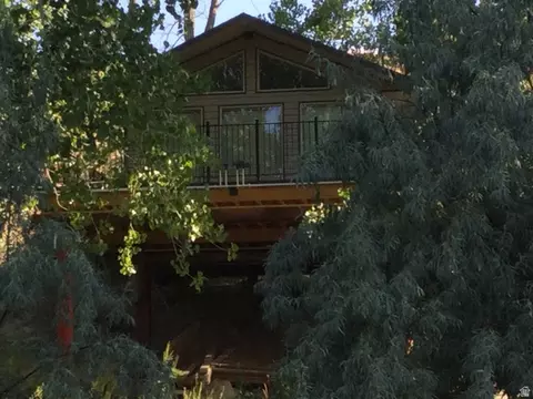 Exterior - 1040 W Mill Rd, Ferron, UT 84523 photo 25 of 27