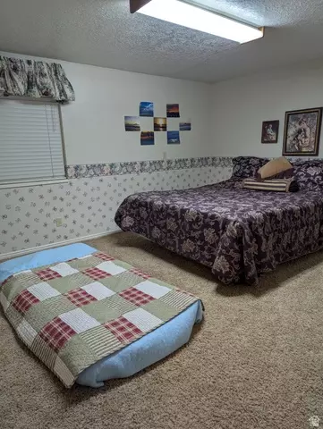 Bedroom - 1040 W Mill Rd, Ferron, UT 84523 photo 4 of 8