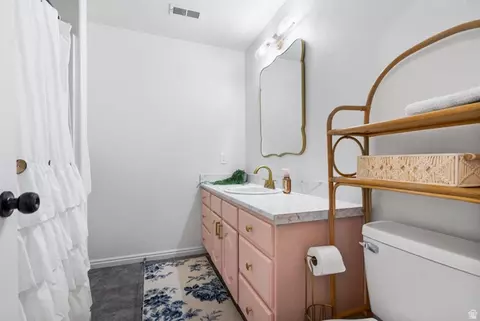 Bath - 6916 N Cherokee St E, Eagle Mountain, UT 84005 photo 3 of 6