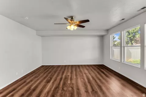 Living - 1289 E 3025 N, Layton, UT 84040 photo 3 of 3