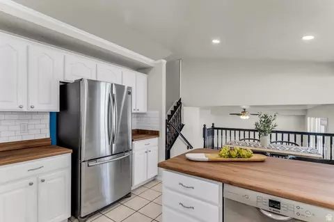 Kitchen - 1289 E 3025 N, Layton, UT 84040 photo 2 of 4