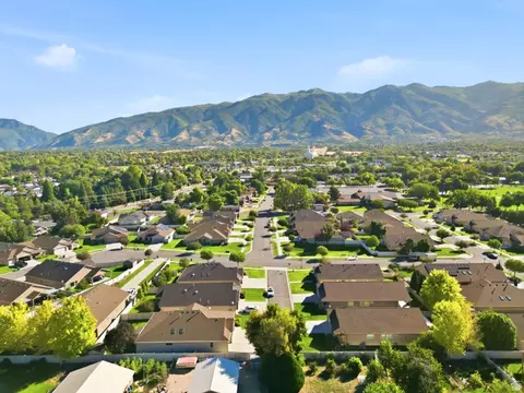 View/Area - 721 E 100 S, Layton, UT 84041 photo 1 of 3
