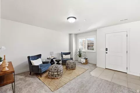 Entry Way - 721 E 100 S, Layton, UT 84041 photo 1 of 2