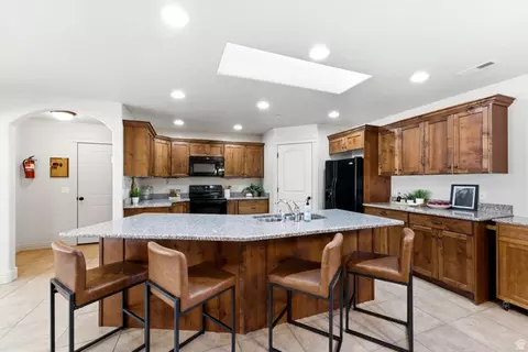 Kitchen - 721 E 100 S, Layton, UT 84041 photo 3 of 3