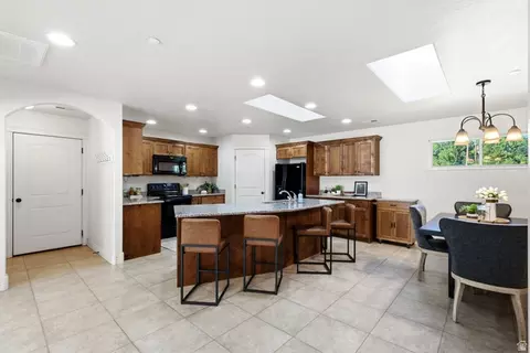 Kitchen - 721 E 100 S, Layton, UT 84041 photo 1 of 3