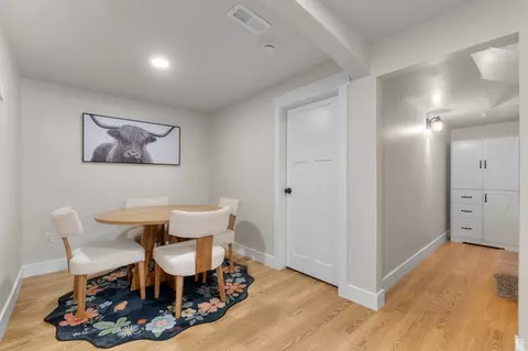 Dining - 291 E 1950 S, Bountiful, UT 84010 photo 1 of 1