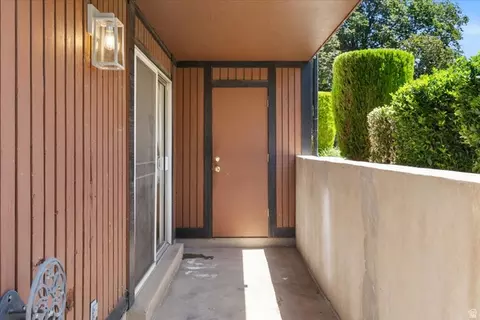 Exterior - 263 W Garden Park Dr N, Orem, UT 84057 photo 1 of 4