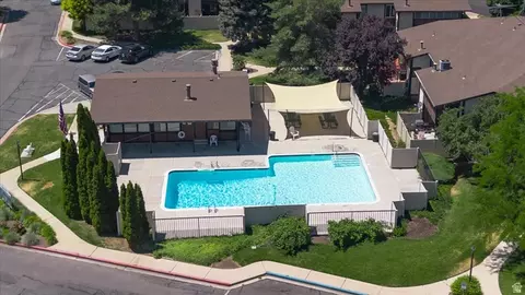 Exterior - 263 W Garden Park Dr N, Orem, UT 84057 photo 3 of 4