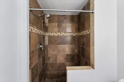 Bath - 263 W Garden Park Dr N, Orem, UT 84057 photo 3 of 3