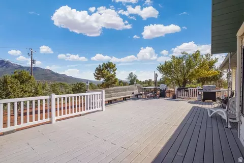 Exterior - 708 E Mule Deer Dr, Central, UT 84722 photo 4 of 12
