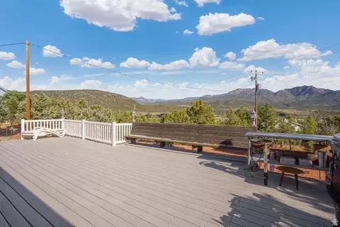 Exterior - 708 E Mule Deer Dr, Central, UT 84722 photo 5 of 12