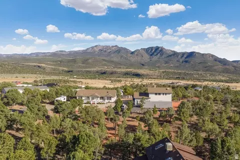 View/Area - 708 E Mule Deer Dr, Central, UT 84722 photo 4 of 8