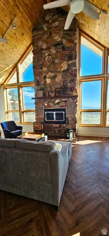 Living - 25800 N Clements Ln, Fairview, UT 84629 photo 1 of 7