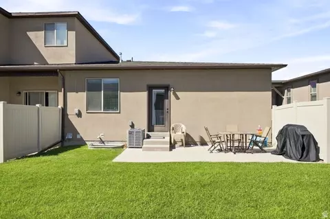 Exterior - 748 S 150 E, Smithfield, UT 84335 photo 4 of 12