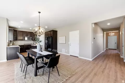 Entry Way - 9022 N Suffolk Ln, Eagle Mountain, UT 84005 photo 1 of 2