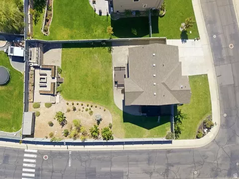 View/Area - 9022 N Suffolk Ln, Eagle Mountain, UT 84005 photo 3 of 10