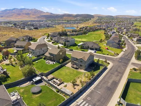 View/Area - 9022 N Suffolk Ln, Eagle Mountain, UT 84005 photo 4 of 10