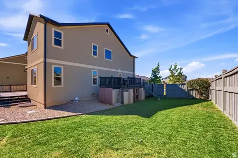 Exterior - 9022 N Suffolk Ln, Eagle Mountain, UT 84005 photo 4 of 15