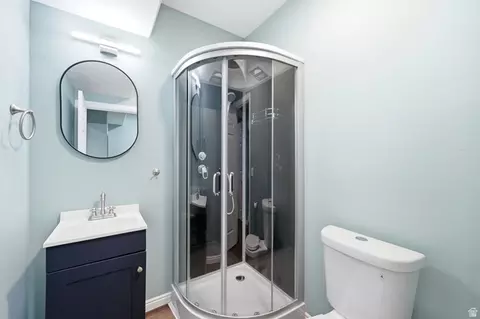 Bath - 9022 N Suffolk Ln, Eagle Mountain, UT 84005 photo 6 of 6