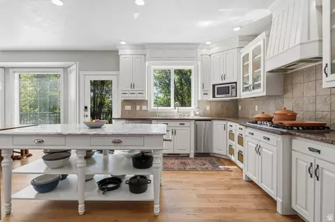 Kitchen - 1198 E 1200 N, Orem, UT 84097 photo 2 of 4